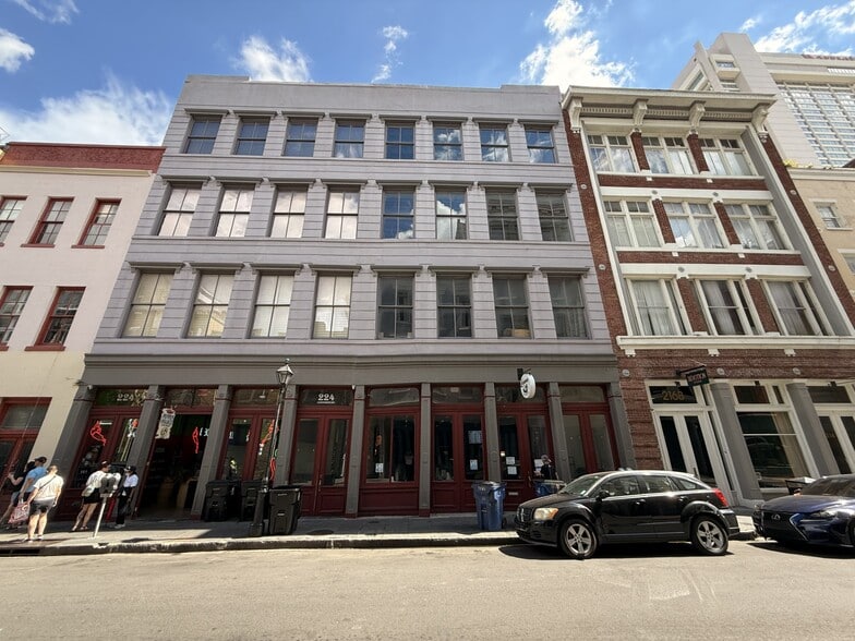 Primary Photo Of 222-224 Chartres St, New Orleans Storefront Retail Residential For Sale