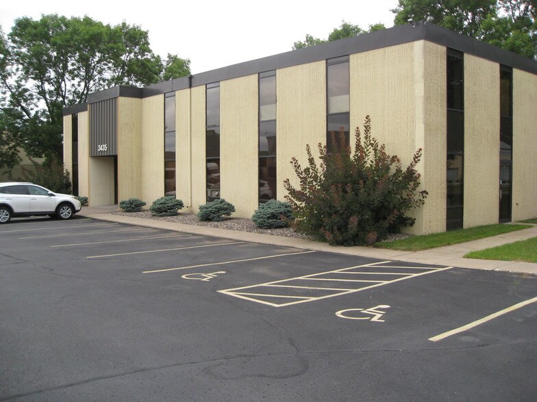More Photos Of 3435 Washington Dr, Eagan Office For Lease