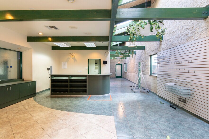 More Photos Of 1600 Stoner Creek Rd, City of Industry Carwash For Lease
