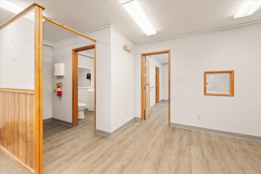 More Photos Of 1995 Badger Rd, North Pole Industrial For Lease