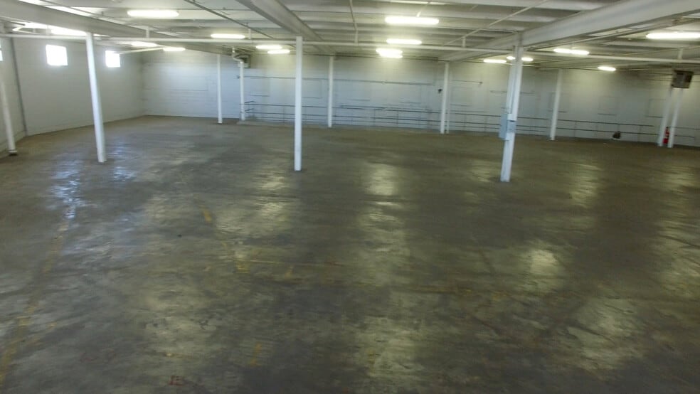 More Photos Of 1100 Polk Ave, Nashville Warehouse For Lease