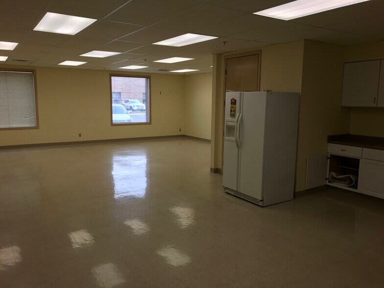 More Photos Of 28457 Ballard Dr, Lake Forest Light Manufacturing For Lease