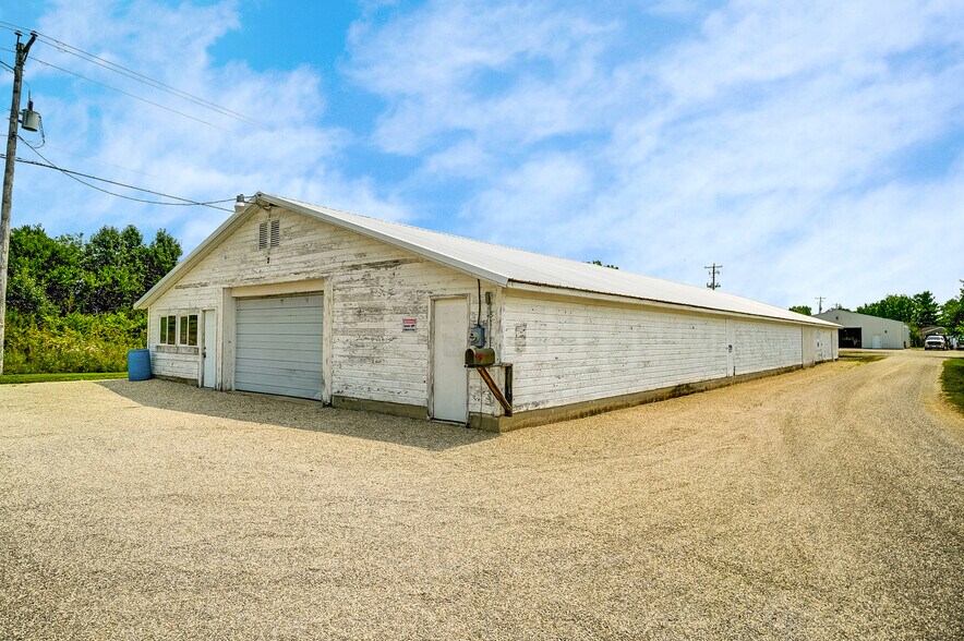 More Photos Of 211 S Greenlawn Ave, Elida Warehouse For Sale