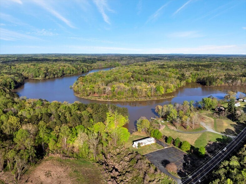 More Photos Of 1055 L P Bailey Memorial Hwy, Halifax General Retail For Sale