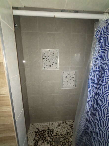 More Photos Of 2536 Indianapolis Ave, Indianapolis Apartments For Sale