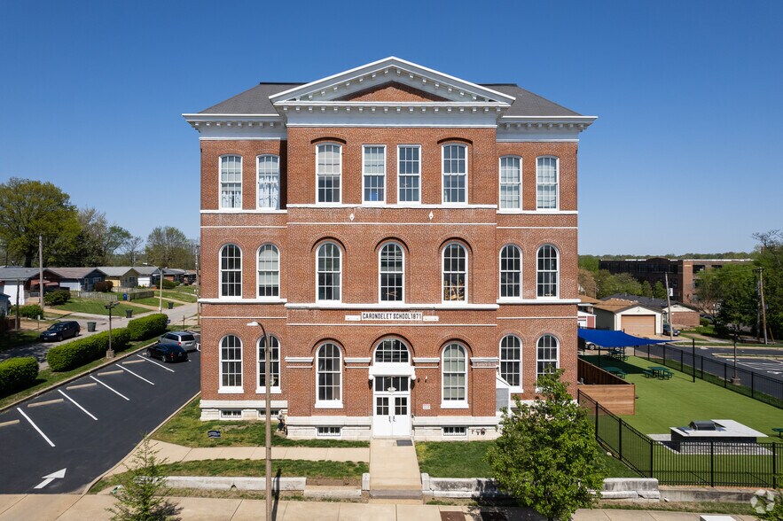 More Photos Of 8221 Minnesota Ave, Saint Louis Coworking Space