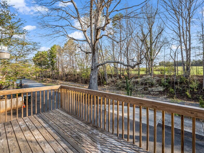 More Photos Of 192 Fashion Cir, Rutherfordton General Retail For Sale