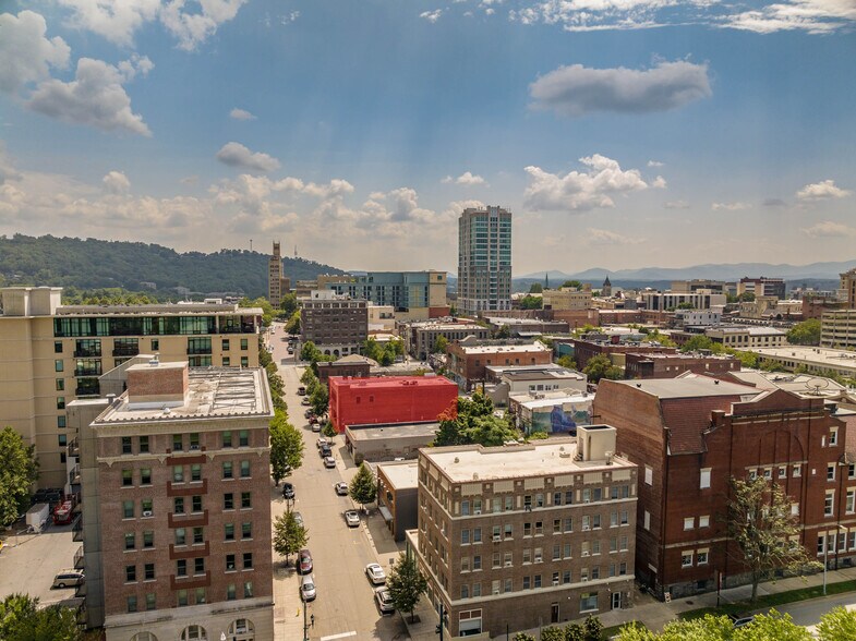 More Photos Of 53 N Market St, Asheville Office For Lease