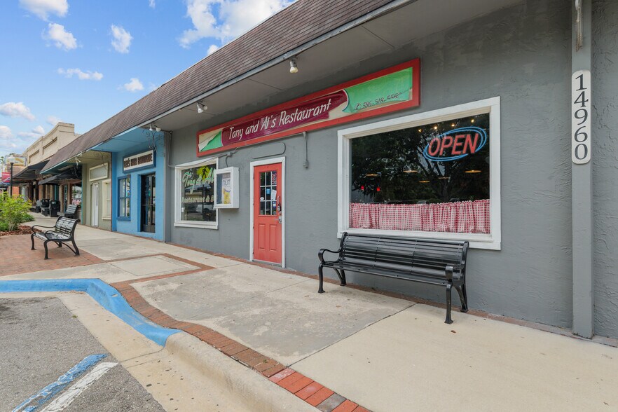 More Photos Of 14960 Main St, Alachua Restaurant For Lease