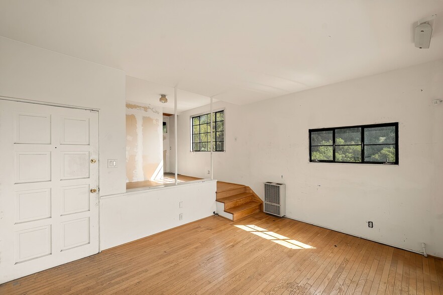 More Photos Of 6871 Los Altos Pl, Los Angeles Multifamily For Sale