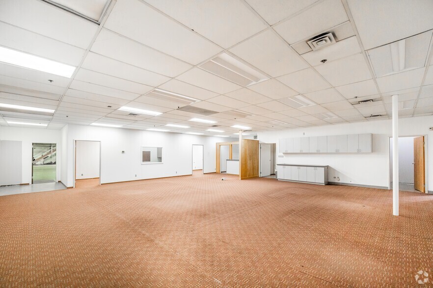 More Photos Of 217 Harbour Way, Richmond Warehouse For Lease