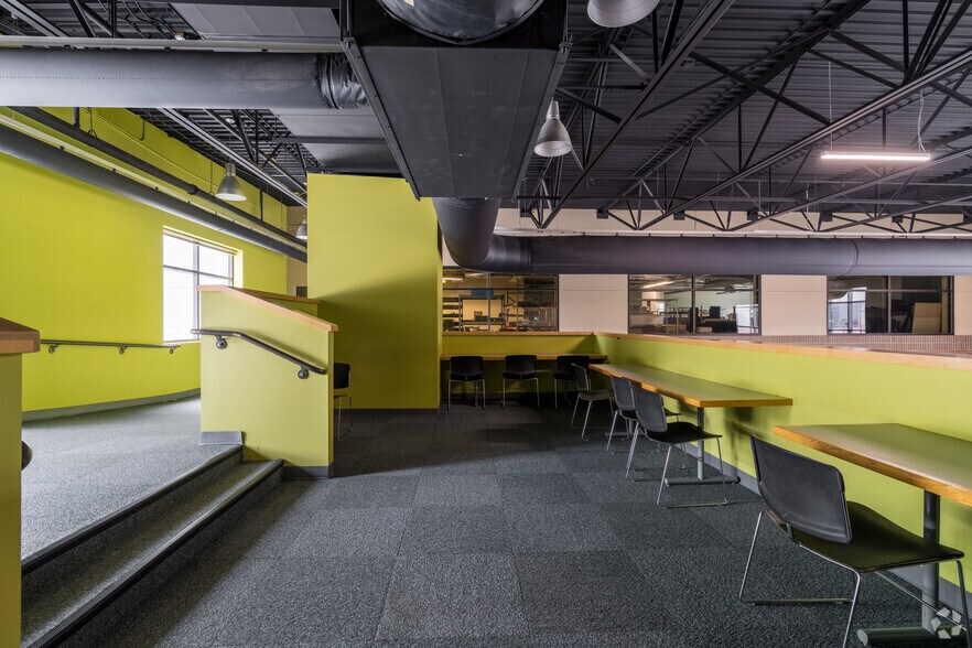 More Photos Of 12825 E Mirabeau Pky, Spokane Valley Research And Development For Lease