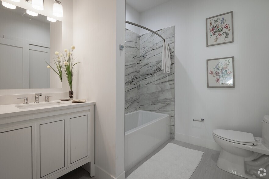 More Photos Of 15 Washington Ave, Suffern Apartments For Sale