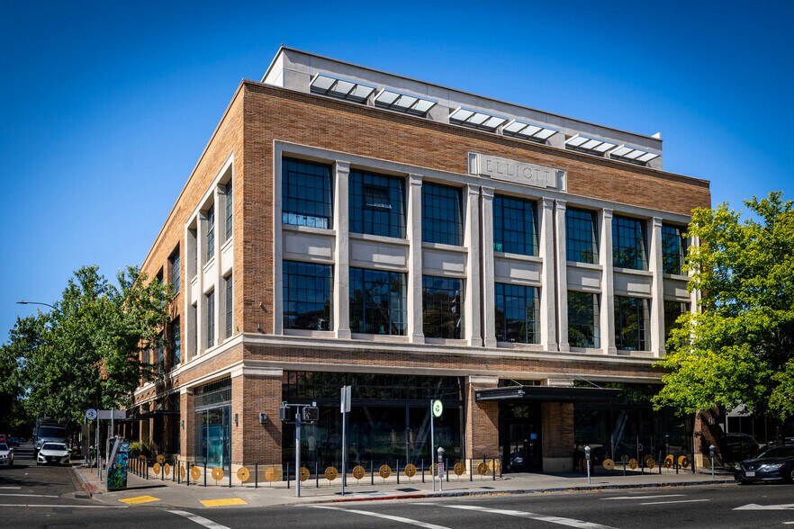 More Photos Of 1530 J St, Sacramento Apartments For Lease