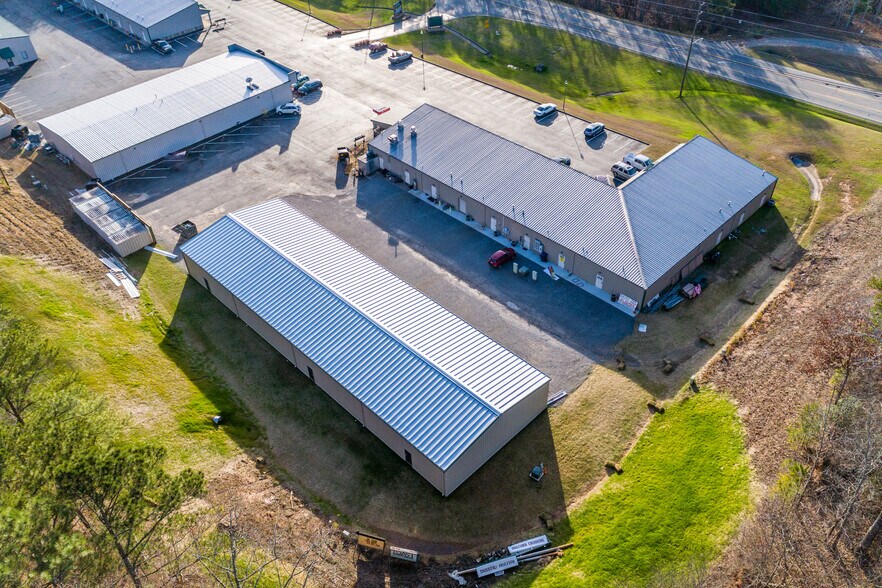 More Photos Of 10150 Ball Ground Hwy, Ball Ground Warehouse For Lease