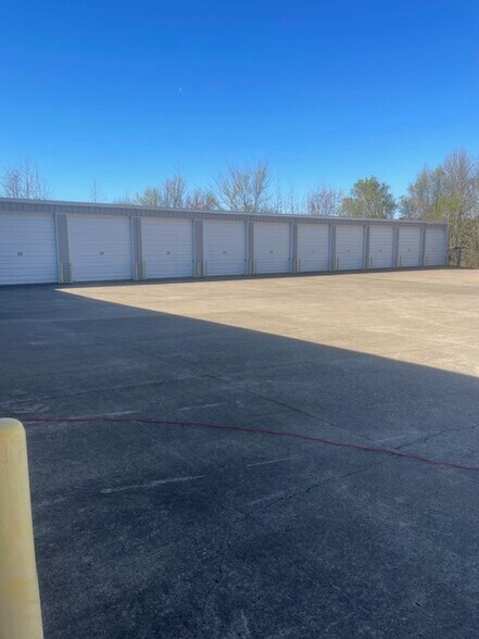 More Photos Of 4615 N Highway 71, Alma Freestanding For Sale