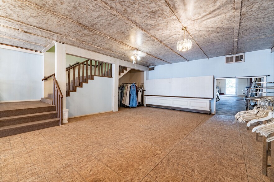 More Photos Of 65 N 200 E, Roosevelt Restaurant For Sale