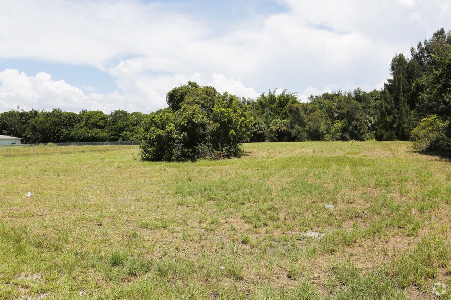 More Photos Of 1630 Manor Rd, Englewood Land For Sale