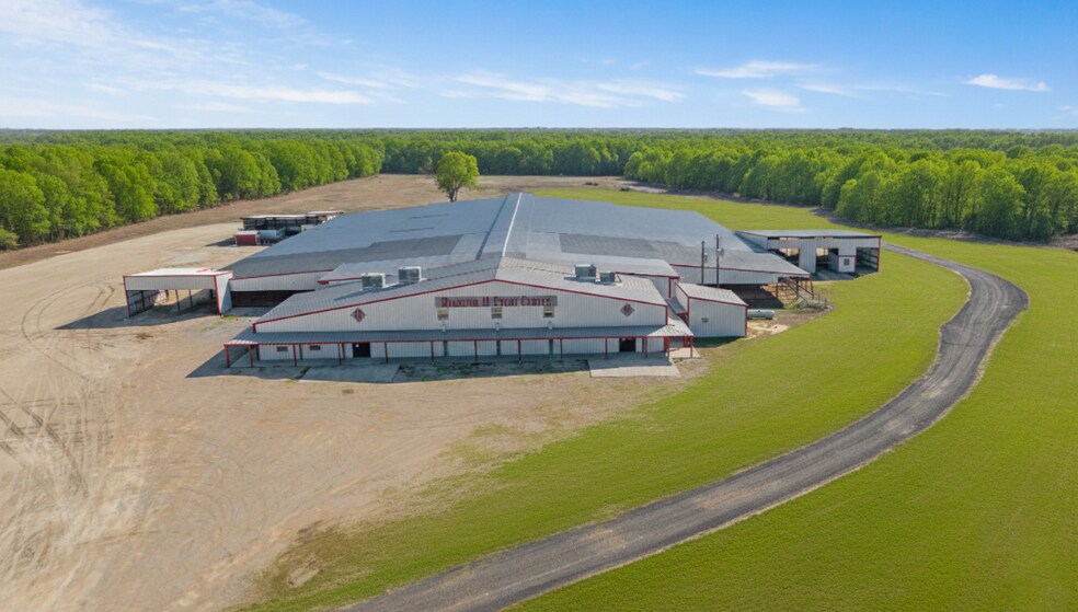 More Photos Of 3536 US Highway 82 E, Paris Specialty For Sale