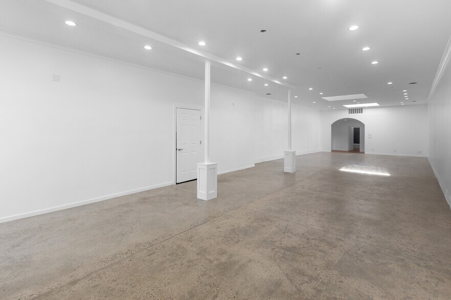 More Photos Of 49 Duboce Ave, San Francisco Warehouse For Lease