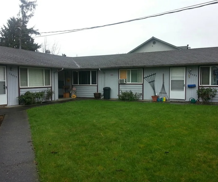 Primary Photo Of 10415 Golden Given Rd E, Tacoma Apartments For Sale