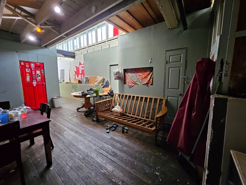 More Photos Of 380 Bayshore Blvd, San Francisco Service For Sale