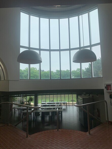More Photos Of 2660 Speakman Dr, Mississauga Coworking Space