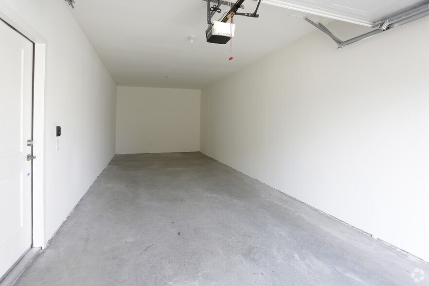 More Photos Of 11010 Twenty Mile Rd, Parker Apartments For Lease
