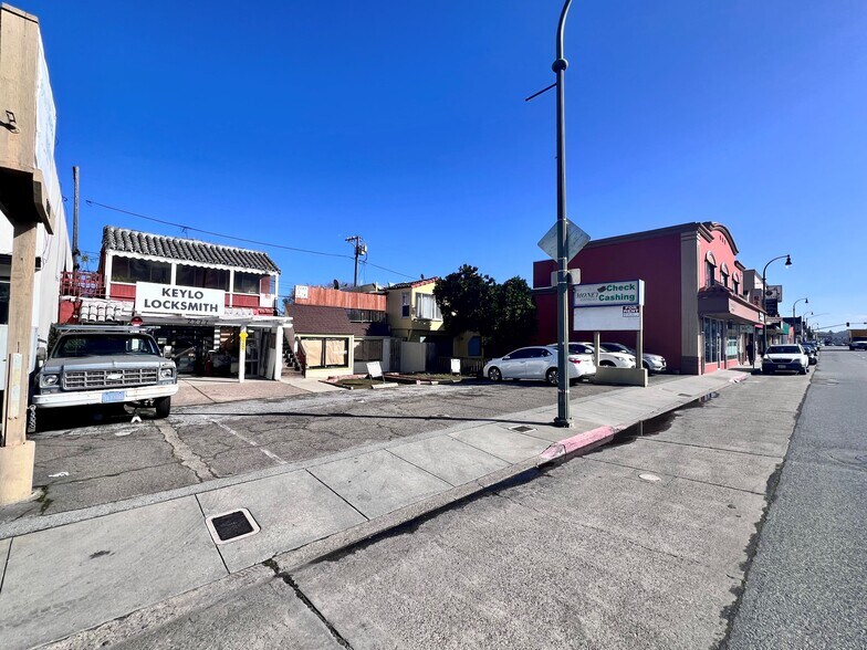 More Photos Of 2277-2283 S El Camino Real, San Mateo Storefront Retail Residential For Sale