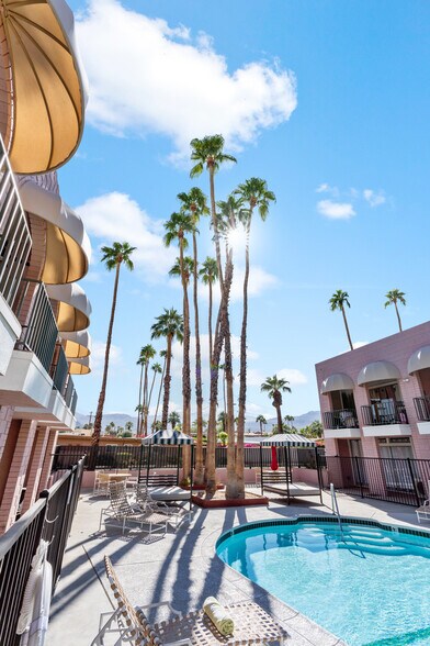 More Photos Of 74380 El Camino, Palm Desert Apartments For Sale