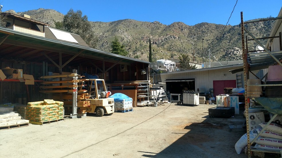 More Photos Of 11317 Kernville Rd, Kernville Storefront For Sale