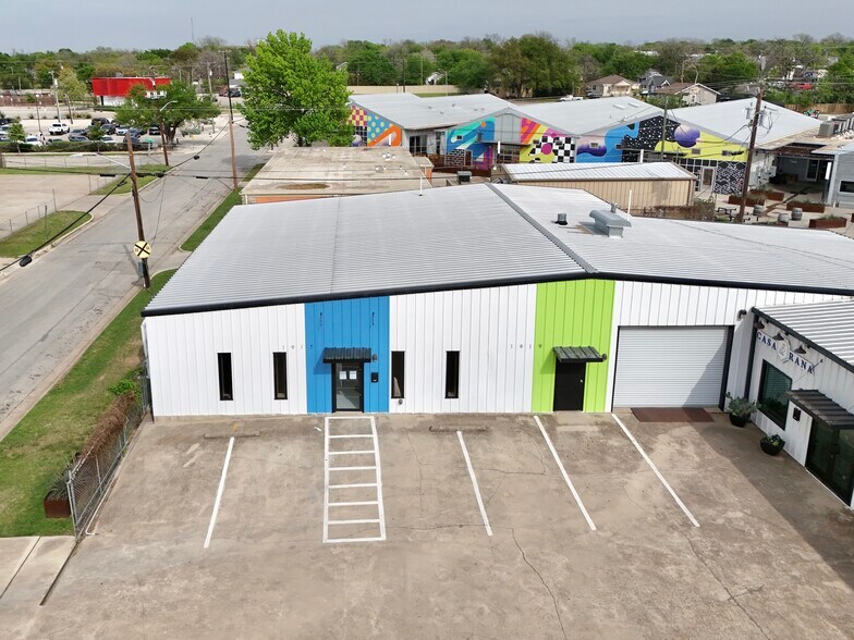 Primary Photo Of 1917 W Bowie St, Fort Worth Loft Creative Space For Lease