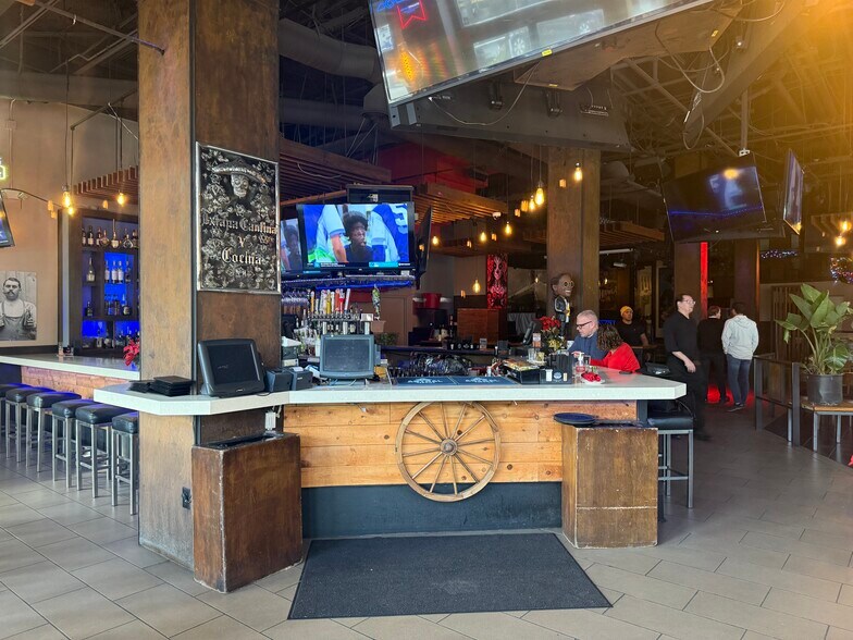 Primary Photo Of 119 E Colorado Blvd, Pasadena Office For Lease