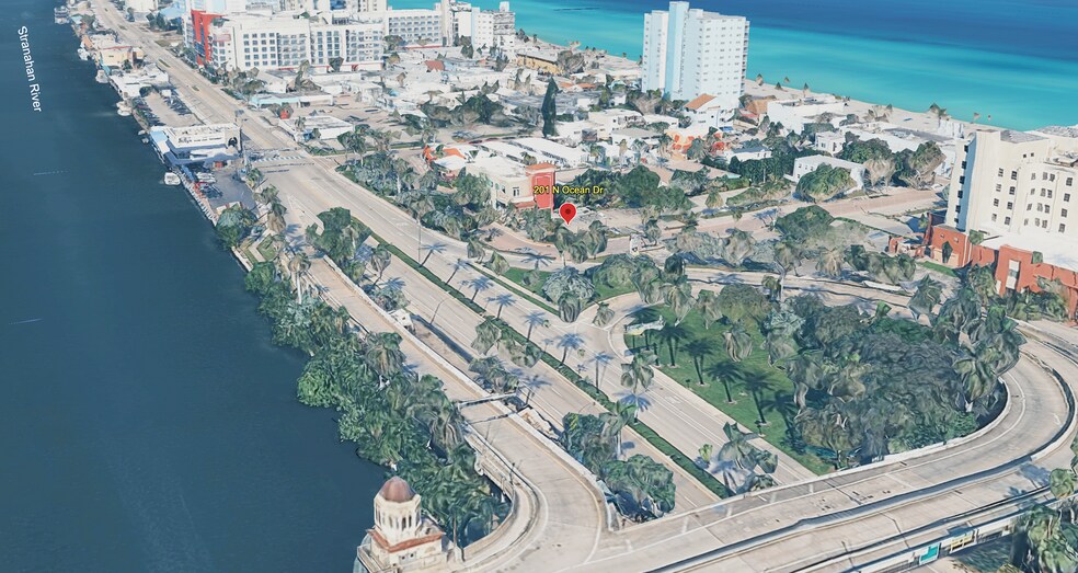 More Photos Of 201 N Ocean Dr, Hollywood Storefront Retail Office For Lease