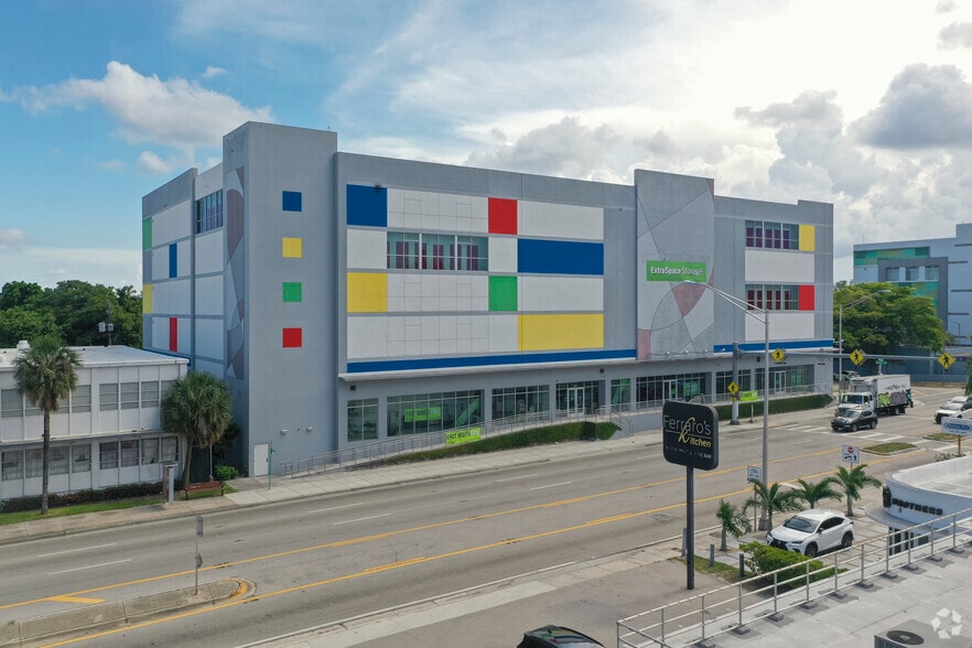 More Photos Of 1100 NE 79th St, Miami Self Storage For Lease