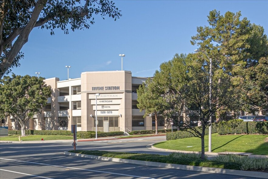 More Photos Of 12 Mauchly, Irvine Office Residential For Sale