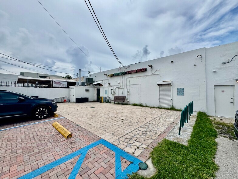 More Photos Of 1971 71st St, Miami Beach Storefront For Sale