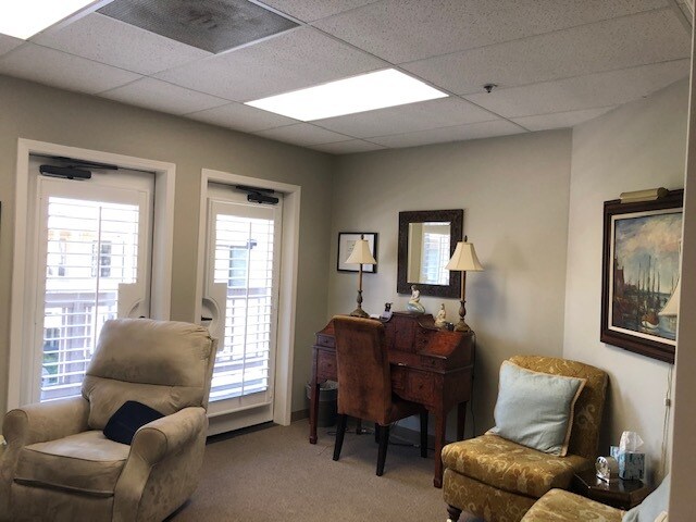 More Photos Of 1220-1244 University Dr, Menlo Park Medical For Lease
