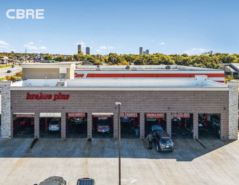 More Photos Of 1405 W University Dr, Denton Auto Repair For Sale