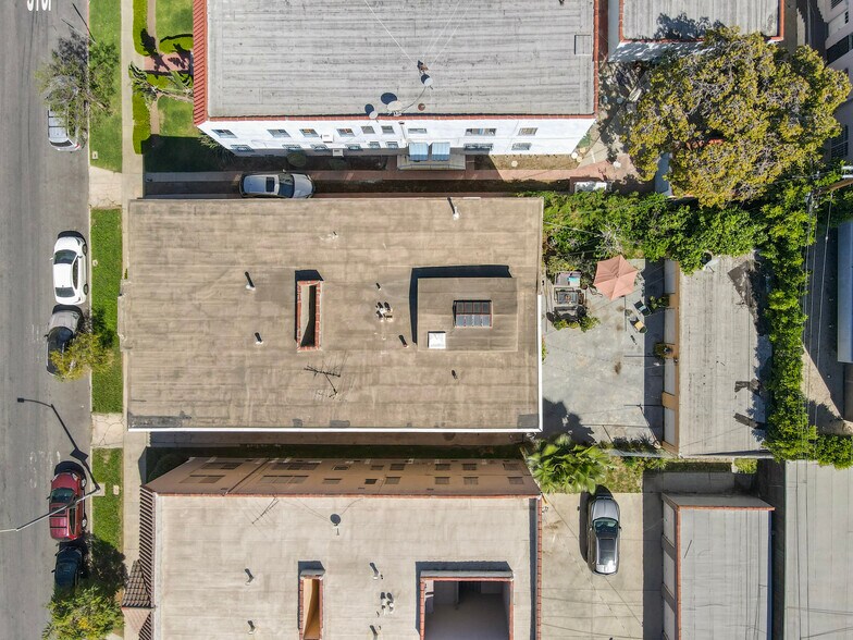 More Photos Of 358 N Ogden Dr, Los Angeles Apartments For Sale