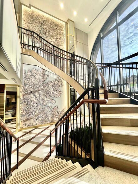 More Photos Of 10 Glenlake Pky NE, Atlanta Office For Lease
