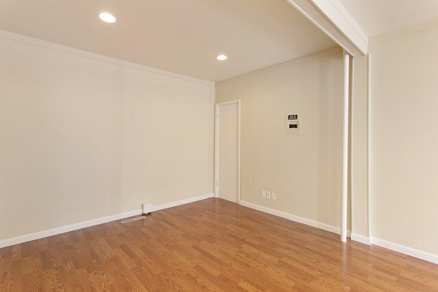 More Photos Of 6529-6533 NE Sandy Blvd, Portland Loft Creative Space For Sale