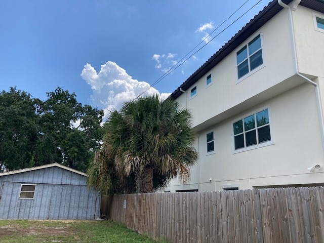 More Photos Of 2704 W Azeele St, Tampa Warehouse For Lease