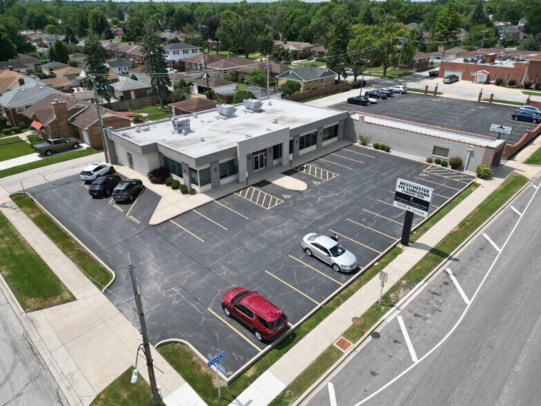 More Photos Of 10439 W Cermak Rd, Westchester Office For Sale
