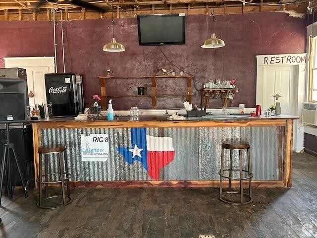 More Photos Of 107 N Kent St, Gorman Storefront Retail Residential For Sale