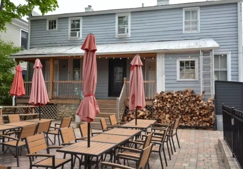 More Photos Of 20 Leigh St, Clinton Township Apartments For Sale
