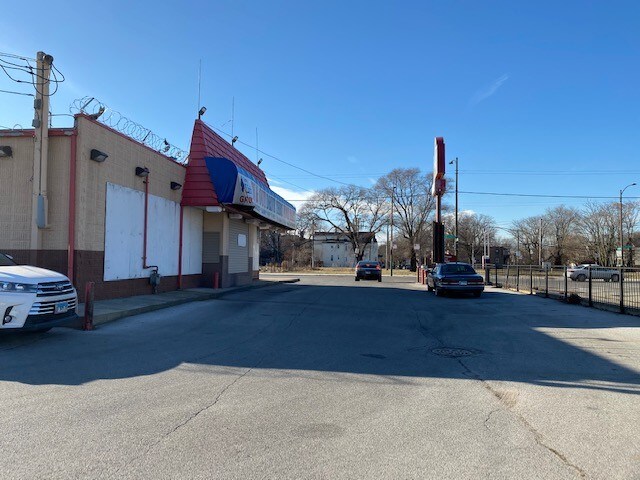 More Photos Of 5431 S Halsted St, Chicago Freestanding For Lease