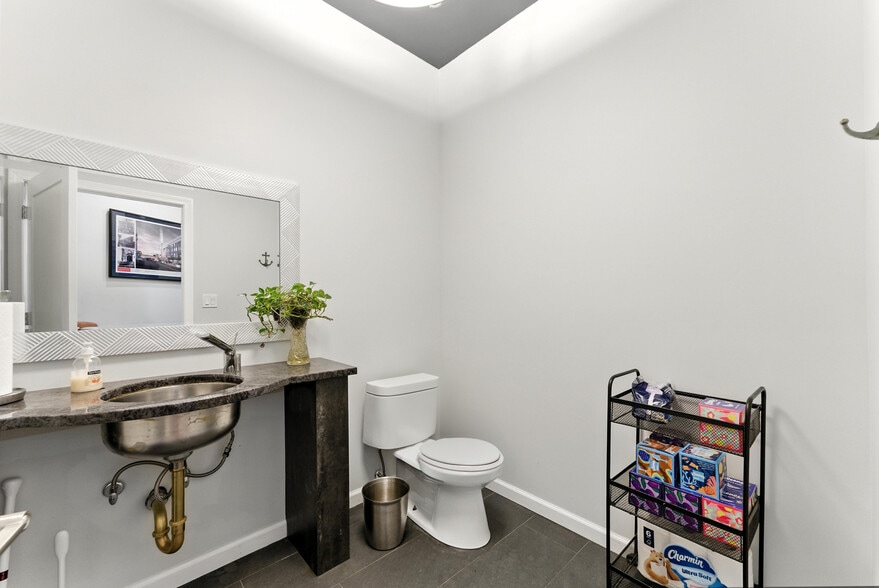 More Photos Of 674-678 Dickinson St, Springfield Freestanding For Sale