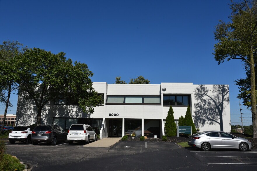 Primary Photo Of 9900 Carver Rd, Blue Ash Office For Lease