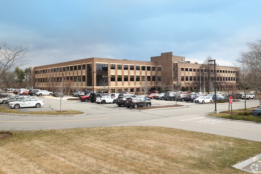 More Photos Of 100 Arboretum Dr, Portsmouth Office For Lease